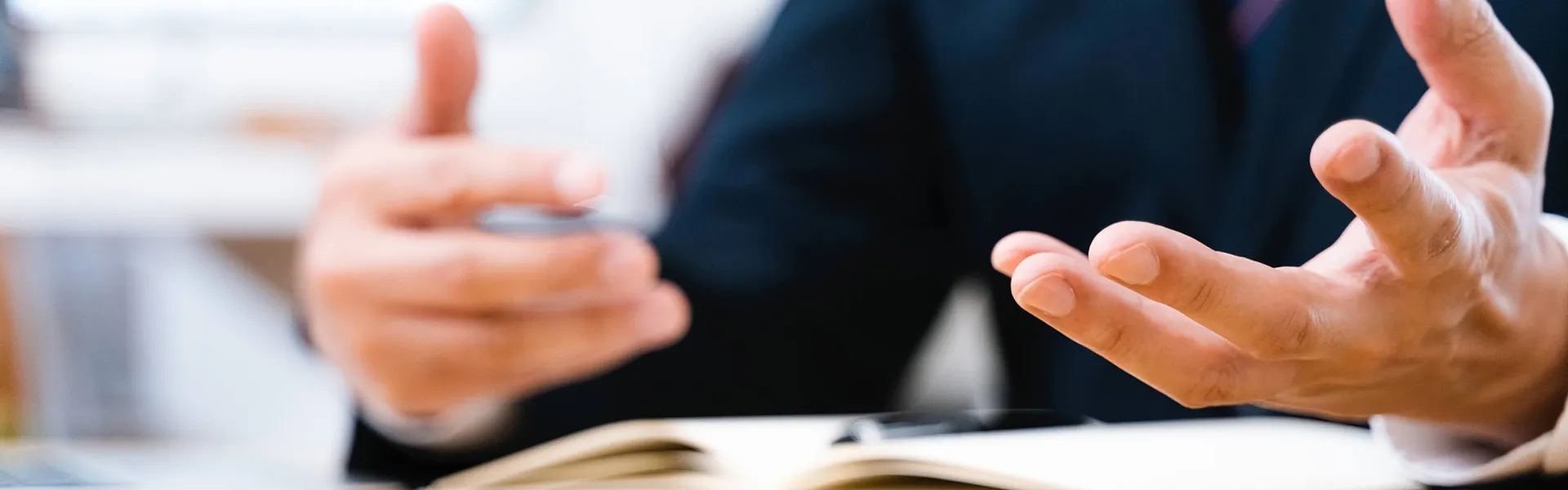 俳優・竹中直人さんによるWEB経済番組「発見！課題解決カンパニー」に出演しました